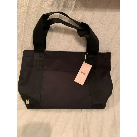 NWT BEIS Beisics Tote in Black